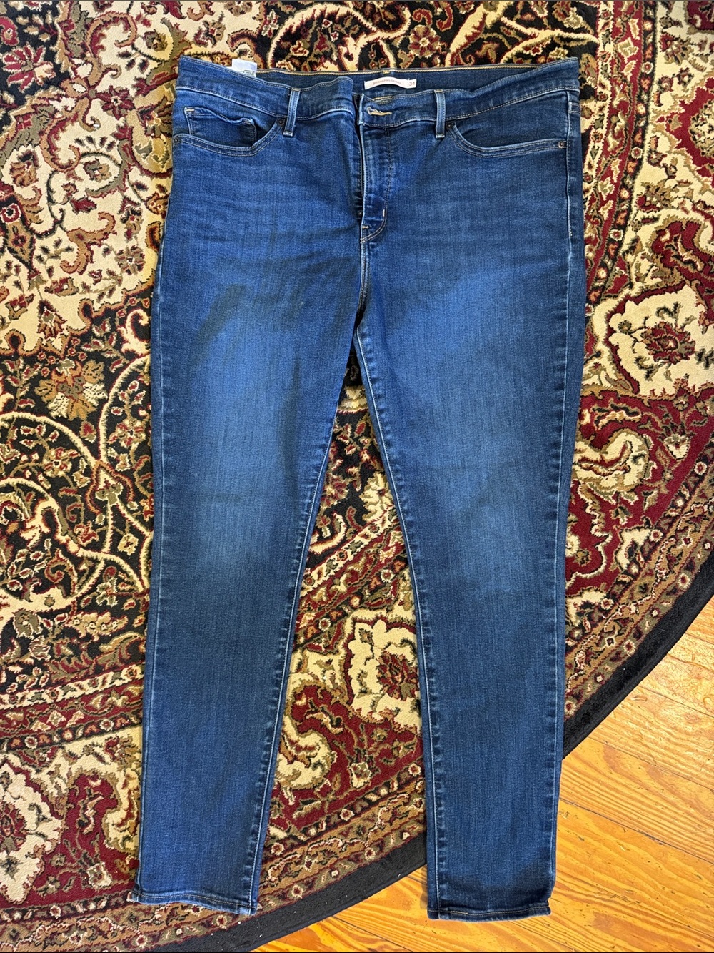 Levi’s 311 shaping skinny 34 Classic Blue Women’s Skinny Jeans  34 30